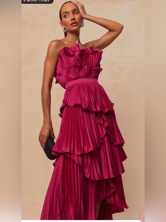 AMUR Dresses & Skirts - Amur Judah Scallop Pleated Dress in berry blush